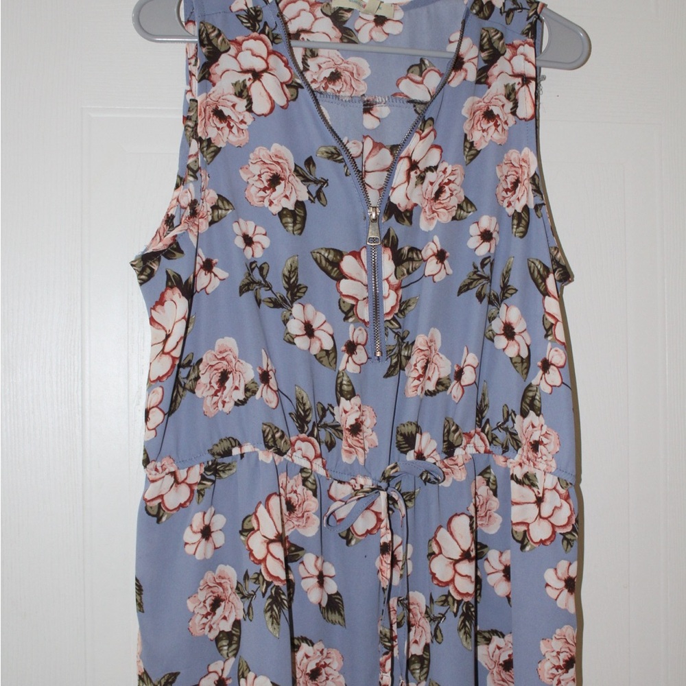 Wishful Park Floral Sleeveless Blouse - Blue and Pink